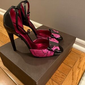 Bottega Veneta Pink and Black Patent Leather Heels